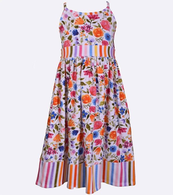 Modelo de vestido longo infantil